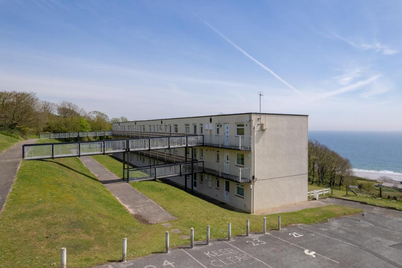 Salty Kisses - Sea Front Aparment Hodgeston Exterior foto