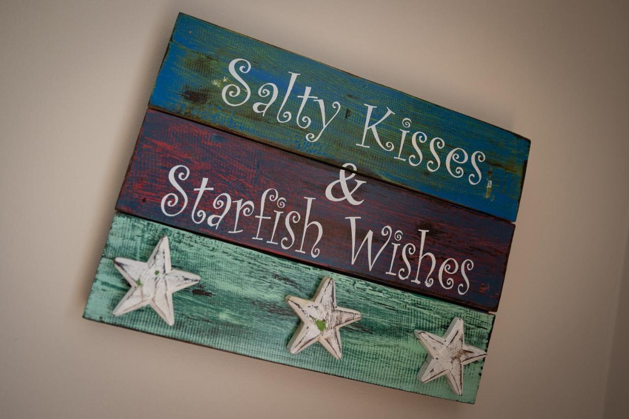 Salty Kisses - Sea Front Aparment Hodgeston Exterior foto